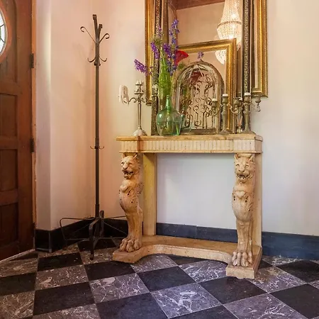 Villa Huis In De Bergse Plas